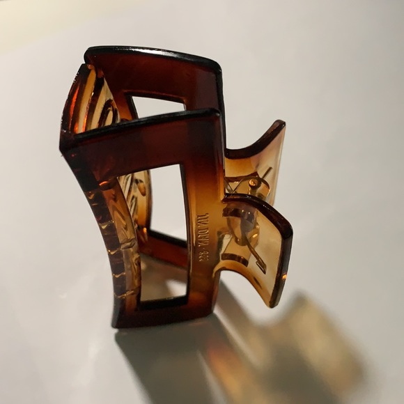 COPY - 1PC Brand New Solid Small Hair Claw - Picture 5 of 7